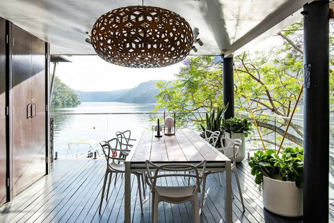 Calabash Bay Lodge - Accommodation Guide 7