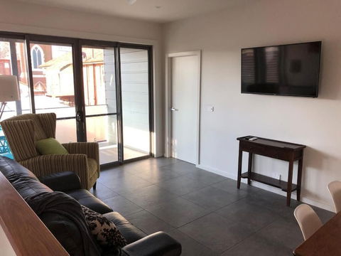 Boulevard On Beaumont - Accommodation Asia 5