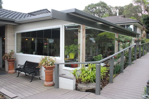 Prom Country Lodge - Accommodation Guide 4