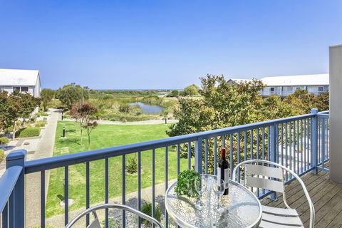 Quest Williamstown North - Accommodation Asia 6