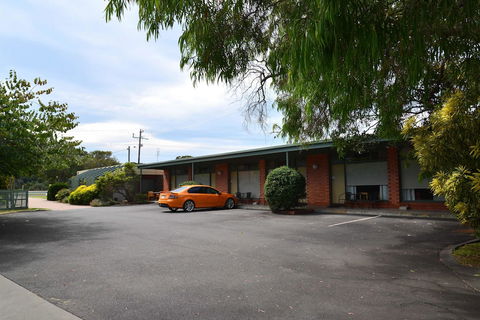 Comfort Inn & Suites Lakes Entrance - Accommodation Asia 3