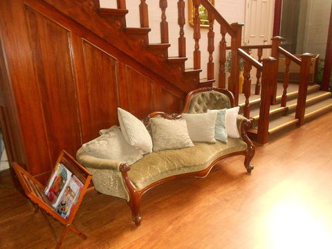 Victoria House Motor Inn - Accommodation Asia 2