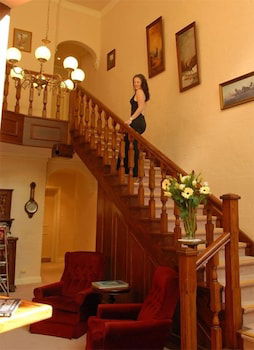 Victoria House Motor Inn - Accommodation Asia 1