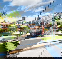 Tropical Queenslander - Accommodation China
