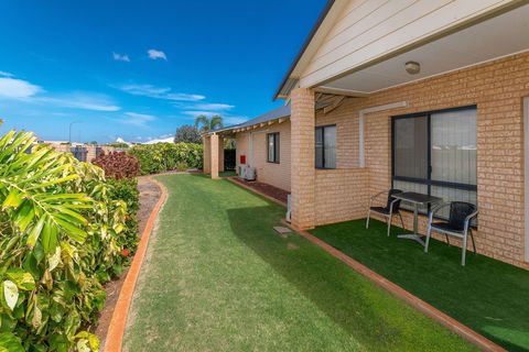 Comfort Inn & Suites Karratha - Accommodation Asia 1