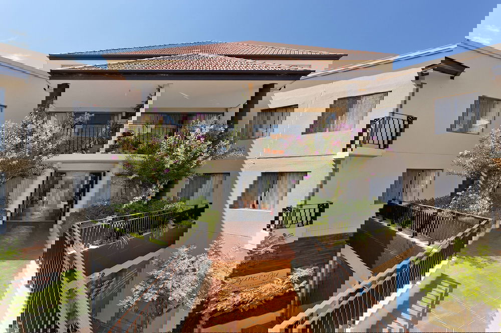 Kingston ACT Accommodation Asia
