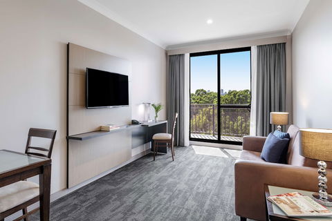 Oaks Sydney North Ryde Suites - Accommodation Asia 6