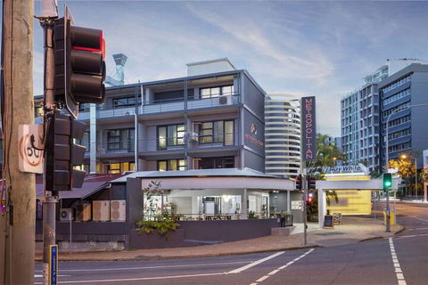 The Metropolitan Springhill - Accommodation Asia 2