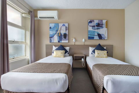 The Metropolitan Springhill - Accommodation Asia 6