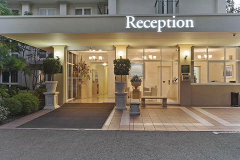 The Peninsula Riverside Serviced Apartments - Accommodation Asia 0