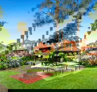 Comfort Apartments Royal Gardens