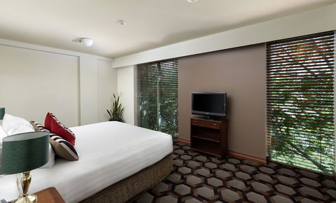 Rydges Canberra - Accommodation Asia 3