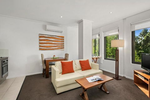 Quest Jolimont - Accommodation Asia 4