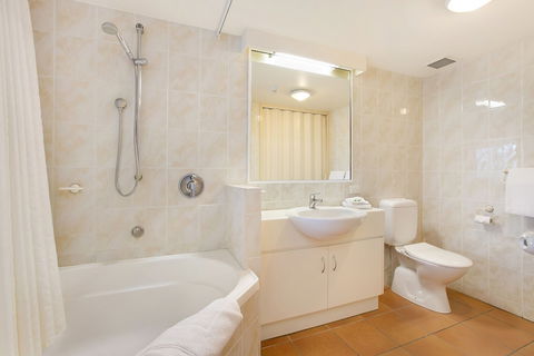 Tropic Towers Apartments - Accommodation China 6