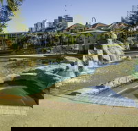 Paradise Island Resort - Accommodation Asia