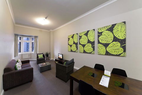 Mansions On Pulteney - Accommodation Asia 4