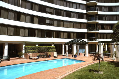 BreakFree Capital Tower - Accommodation Asia 5