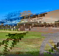Quality Inn Carriage House - Accommodation Asia
