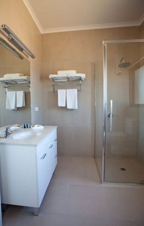 Mercure Port Of Echuca - Accommodation Asia 3