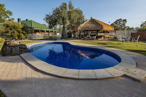 Overlander Homestead Motel - Accommodation Asia 2