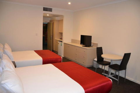 Quality Hotel Manor - Accommodation Asia 4
