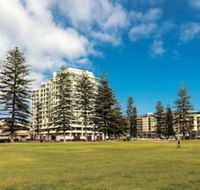 Oaks Glenelg Liberty Suites - Accommodation Asia