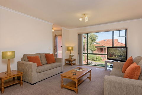 Mount Waverley Townhouses - Accommodation China 5