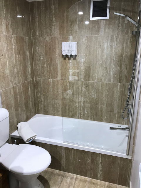 Highpoint International - Accommodation Asia 6