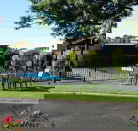 Mitchell on Main Motel  Apartments - Accommodation Asia