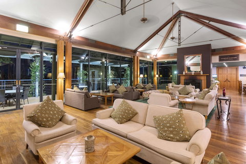 Oaks Cypress Lakes Resort - Accommodation Asia 1