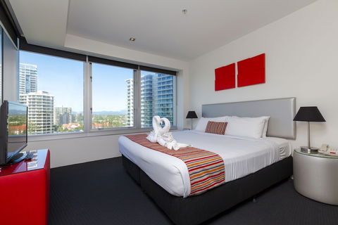 Q1 Resort & Spa - Accommodation Guide 6