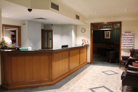 Gateway On Monash Boutique Hotel - Accommodation Asia 2