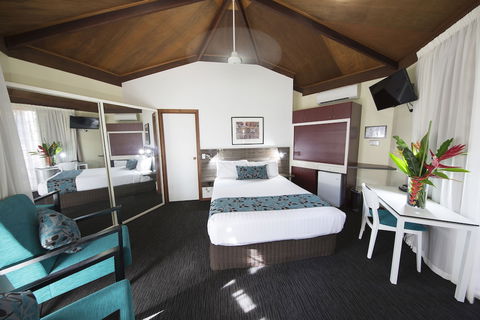 Palms City Resort - Accommodation Asia 6
