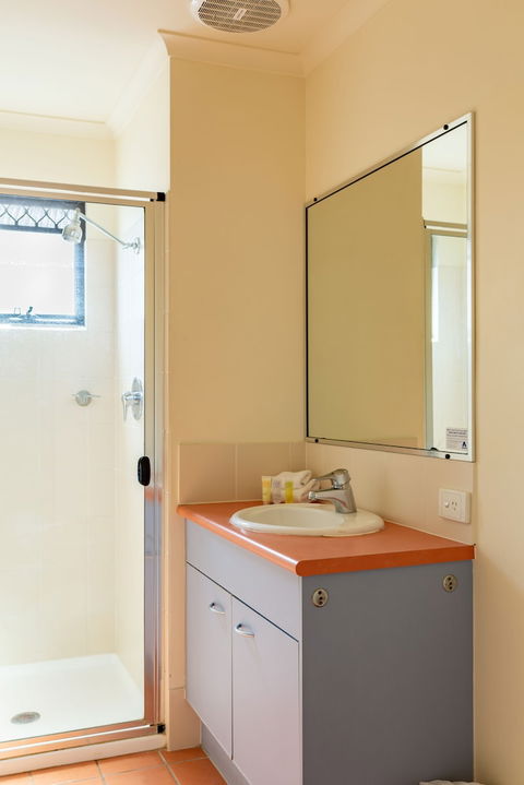 Noosa Lakes Resort - Accommodation Asia 6