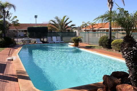 Hospitality Geraldton, SureStay Collection By Best Western - Accommodation Asia 2
