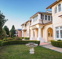 Palais Royale - Accommodation Guide