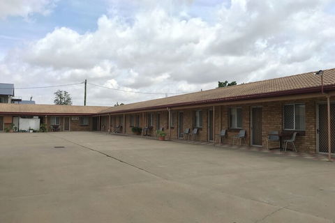 Dragon Phoenix Motel & Restaurant - Accommodation Asia 1
