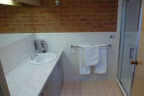 Colonial Motor Inn Bairnsdale - Accommodation Asia 6