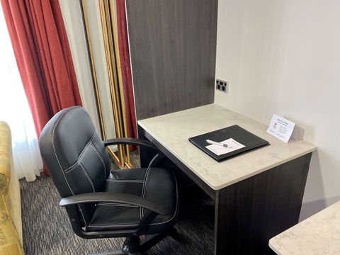 Best Western Plus All Settlers Motor Inn - Accommodation Asia 5