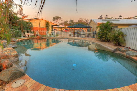The Park Motel - Accommodation Guide 1