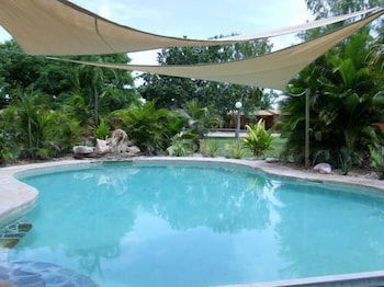 Territory Manor Motel & Caravan Park - Accommodation Asia 1