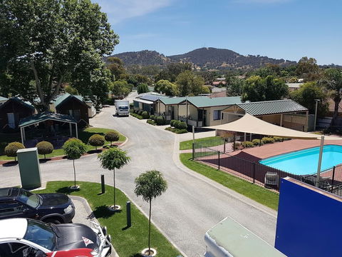 Albury All Seasons Tourist Park - Accommodation Guide 2