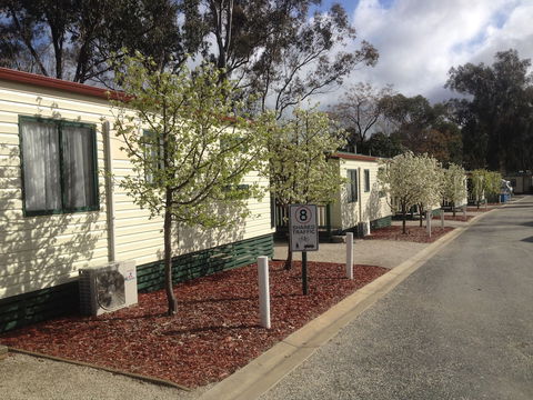 Albury All Seasons Tourist Park - Accommodation Guide 1