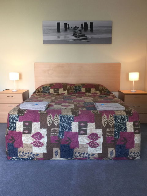 The Nosh & Nod - Howick Street - Accommodation Asia 5