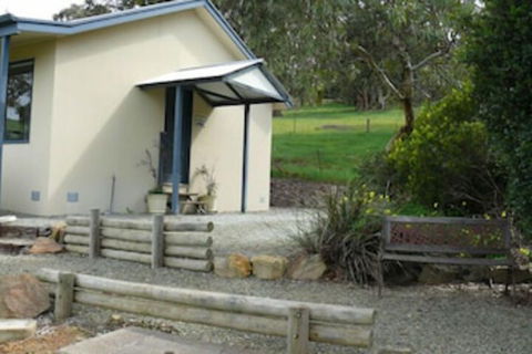Riesling Country Cottages - Accommodation Asia 5