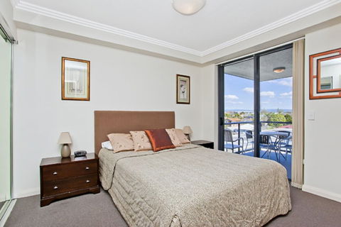 Aqualine Apartments - Accommodation Asia 3