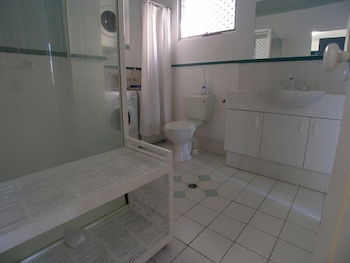 Pacific Sands Holiday Apartments - Accommodation Asia 1