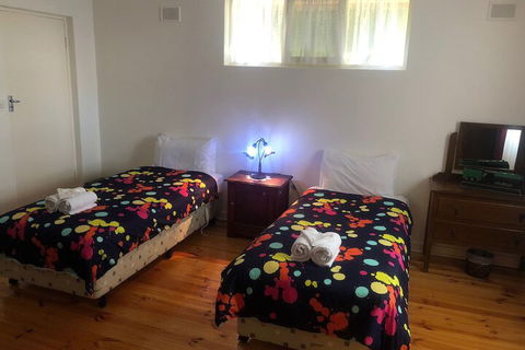 Treasured Memories Cottage - Accommodation Guide 5