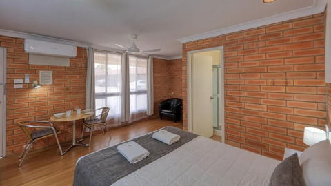 Gunsynd Motor Inn - Accommodation China 4