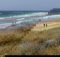 Scarborough  Absolutely Beachfront - Accommodation Asia